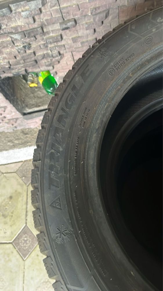 Triangle 215/55 R17 зимний 2024 год почти новый