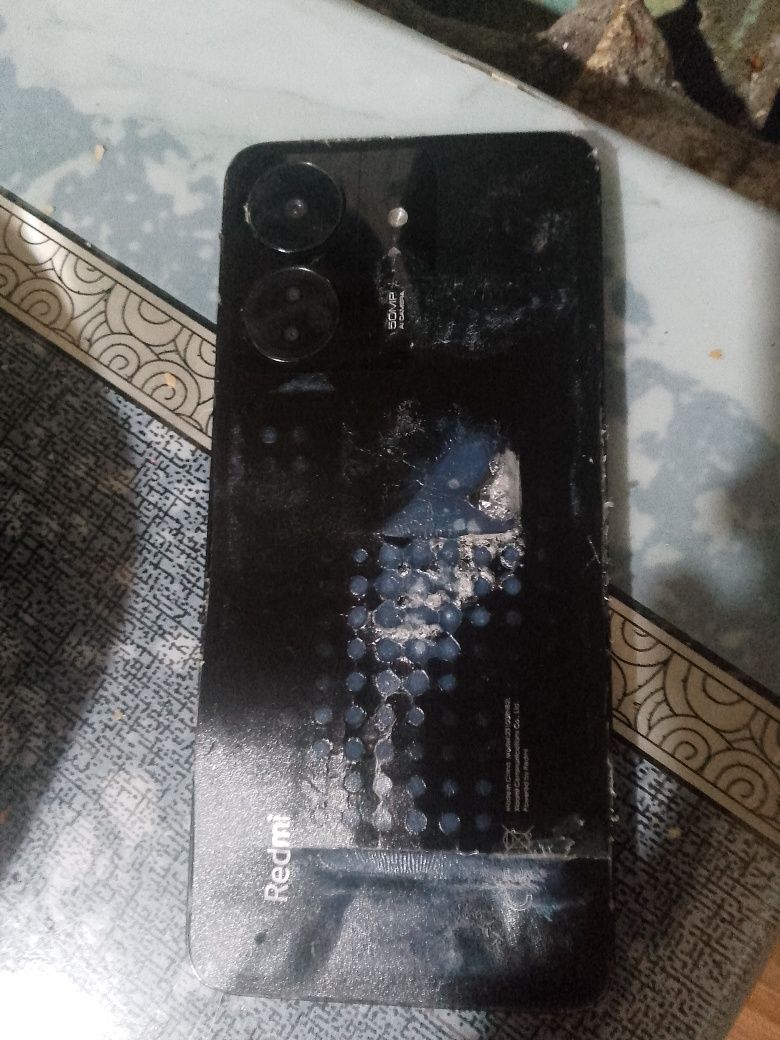 Продам Redmi 13C
