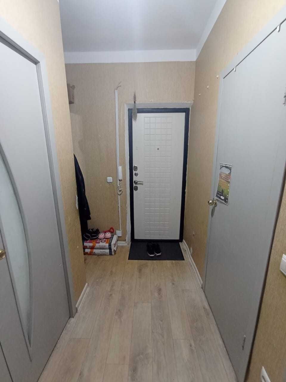 Продам 1 комн. квартиру в Уральске