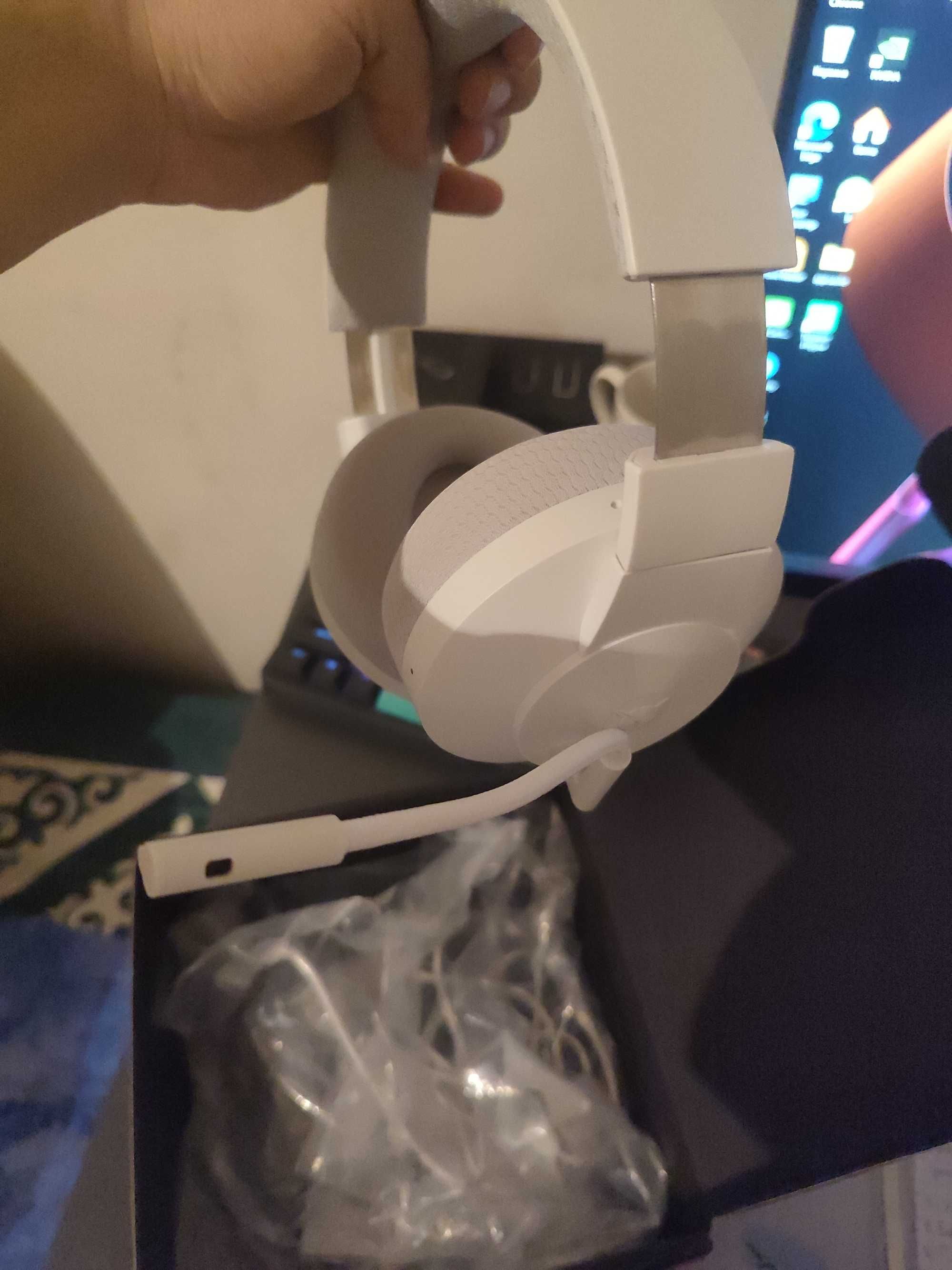 Lenovo legion H600 Wireless gaming headset