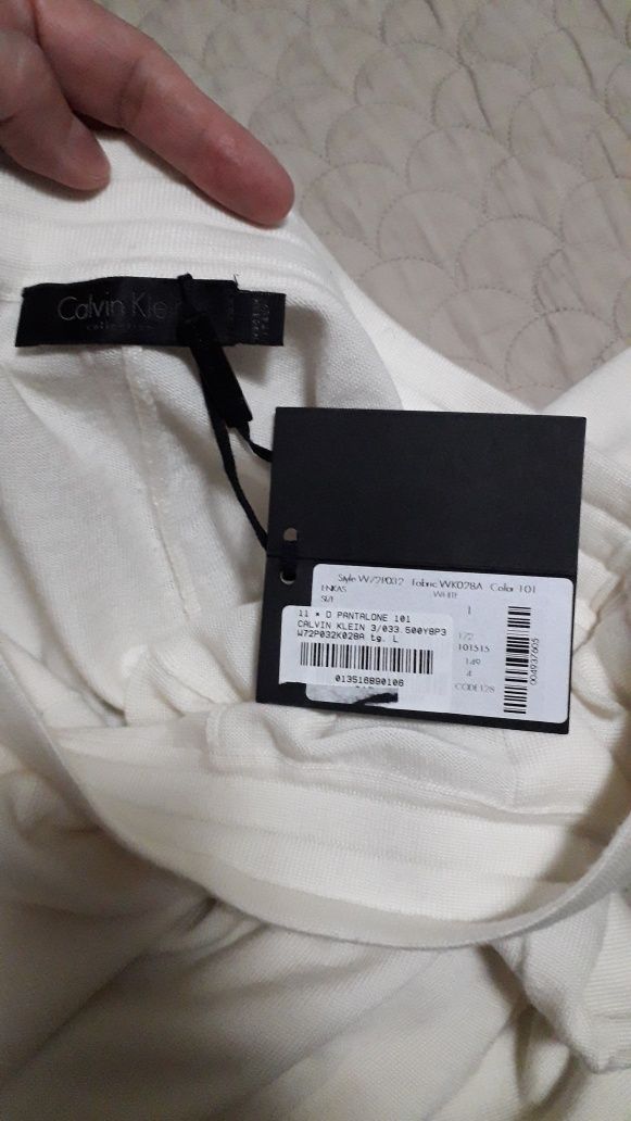 Продам Новый CALVIN Klein кашемир, Max mara