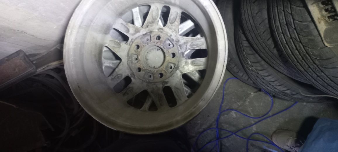 Продам диски на    BMW    15