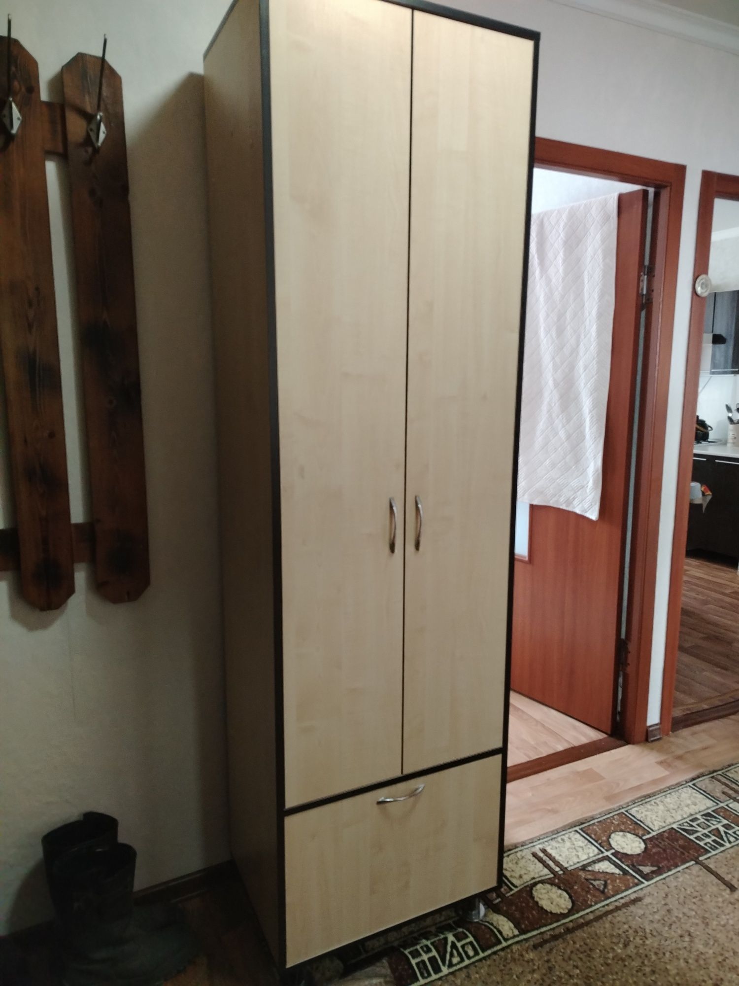 Продам прихожую в хорошем состоянии