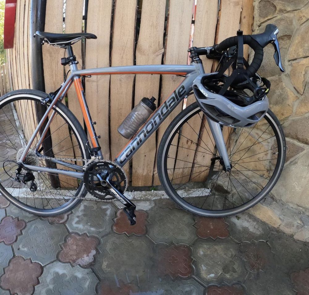 Шоссейный велосипед Cannondale Optimo 105