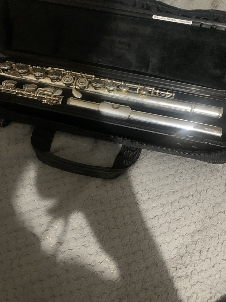 Флейта поперечная Yamaha YFL 212