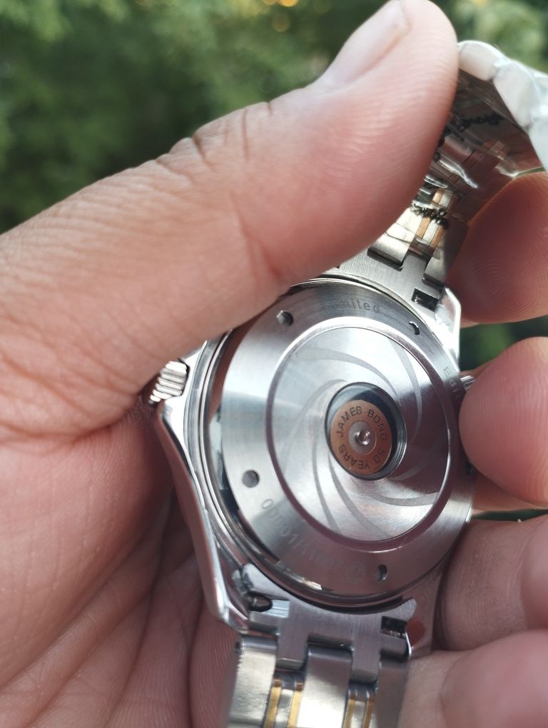 Omega Seamaster James bond