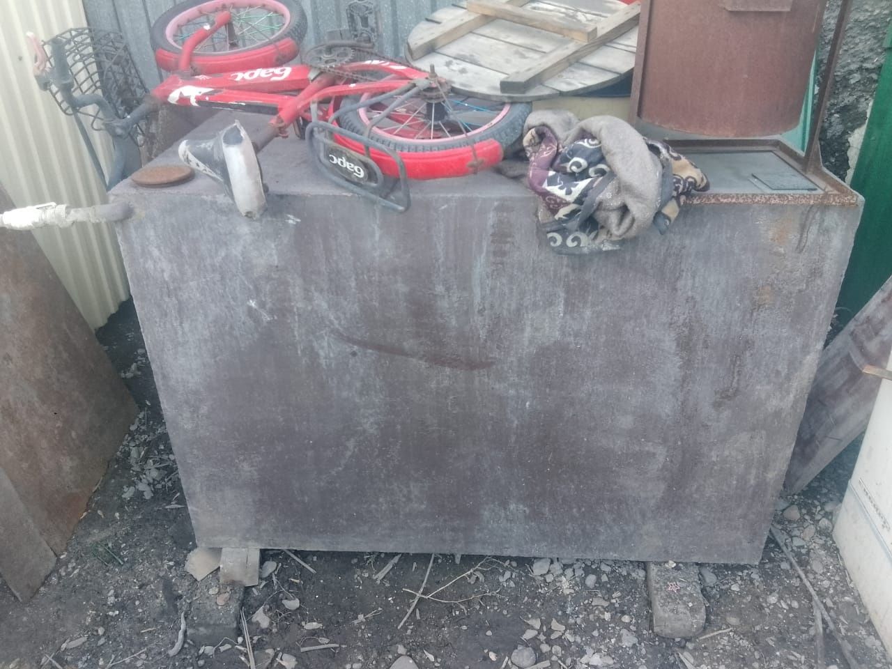 Продам бак для воды