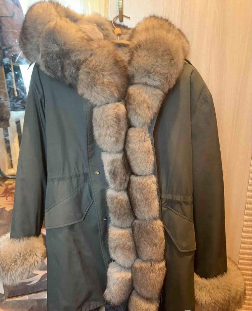 Продам парку зима