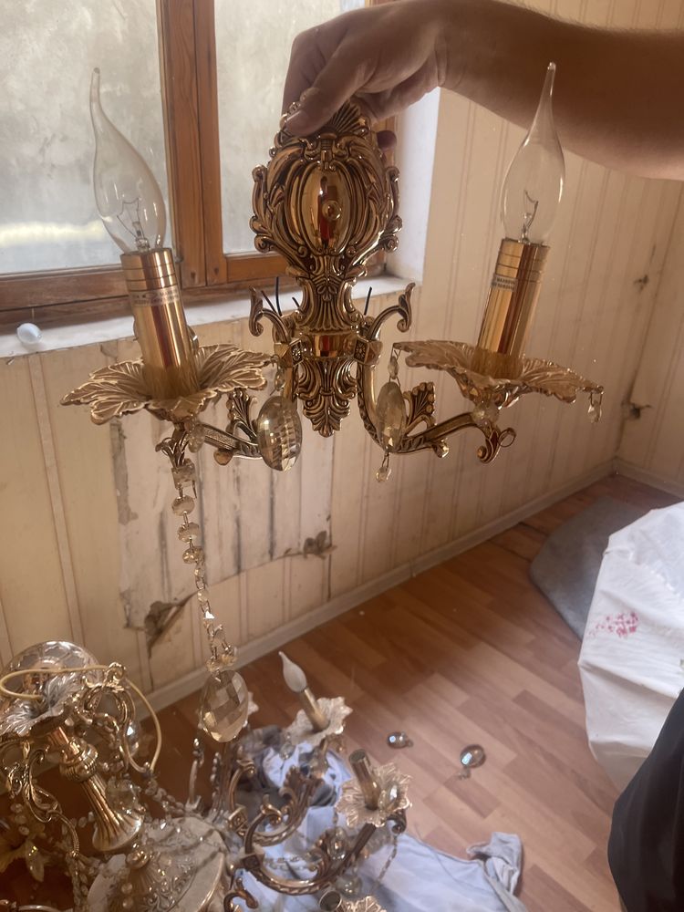 Продается люстра