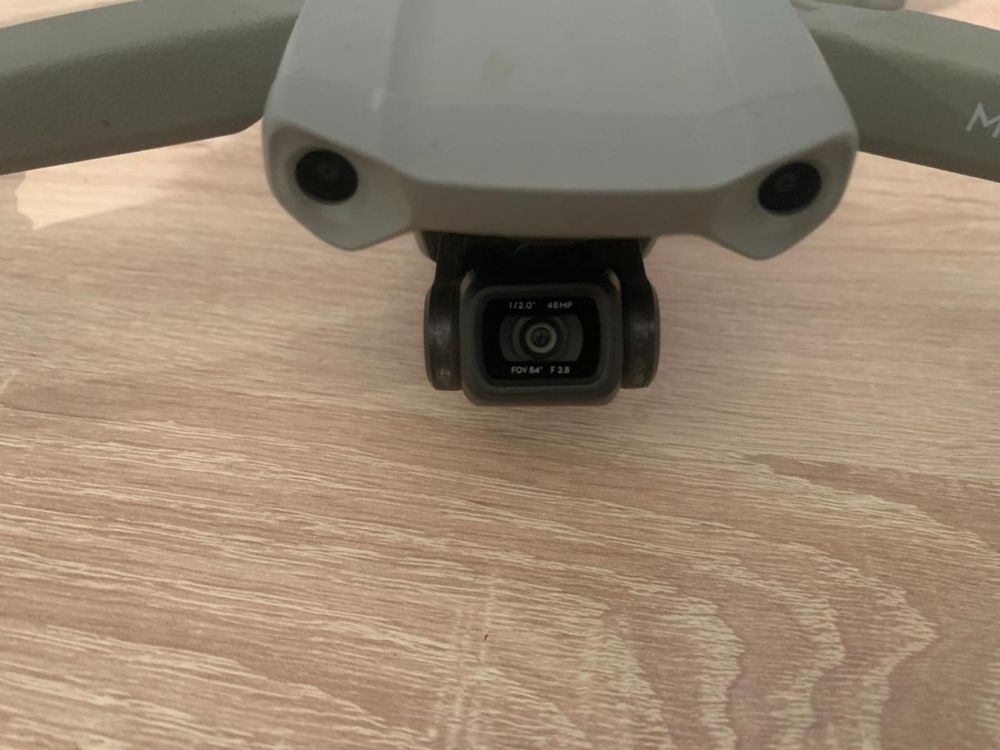 Дрон DJI Mavic Air 2 Fly More Combo серый