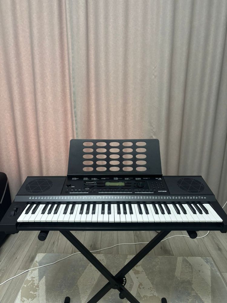 Синтезатор Kurzweil kp100 в отличном состоянии.