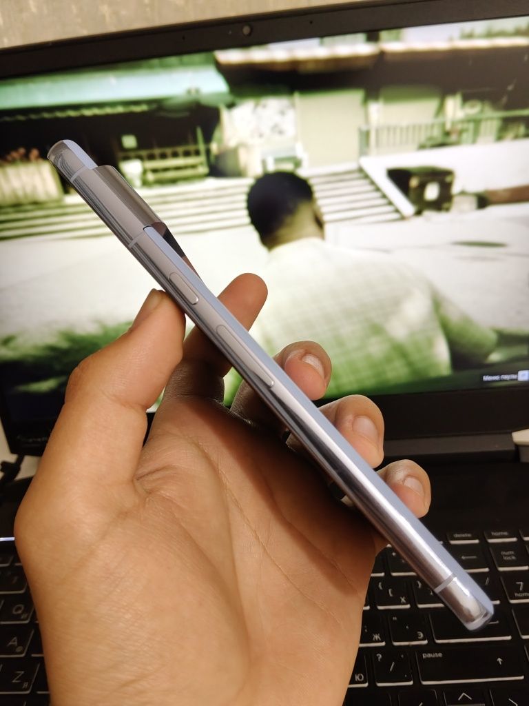 Продам Google Pixel 8 Pro