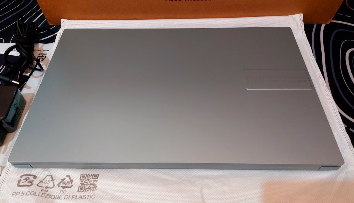 Asus VivoBook Go15 ssd512,ozu16gb, Ультрабук