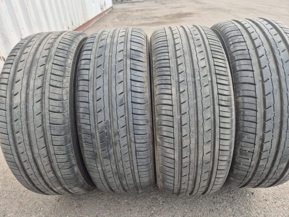 АвтоШина YOKOHAMA 215/55 R17