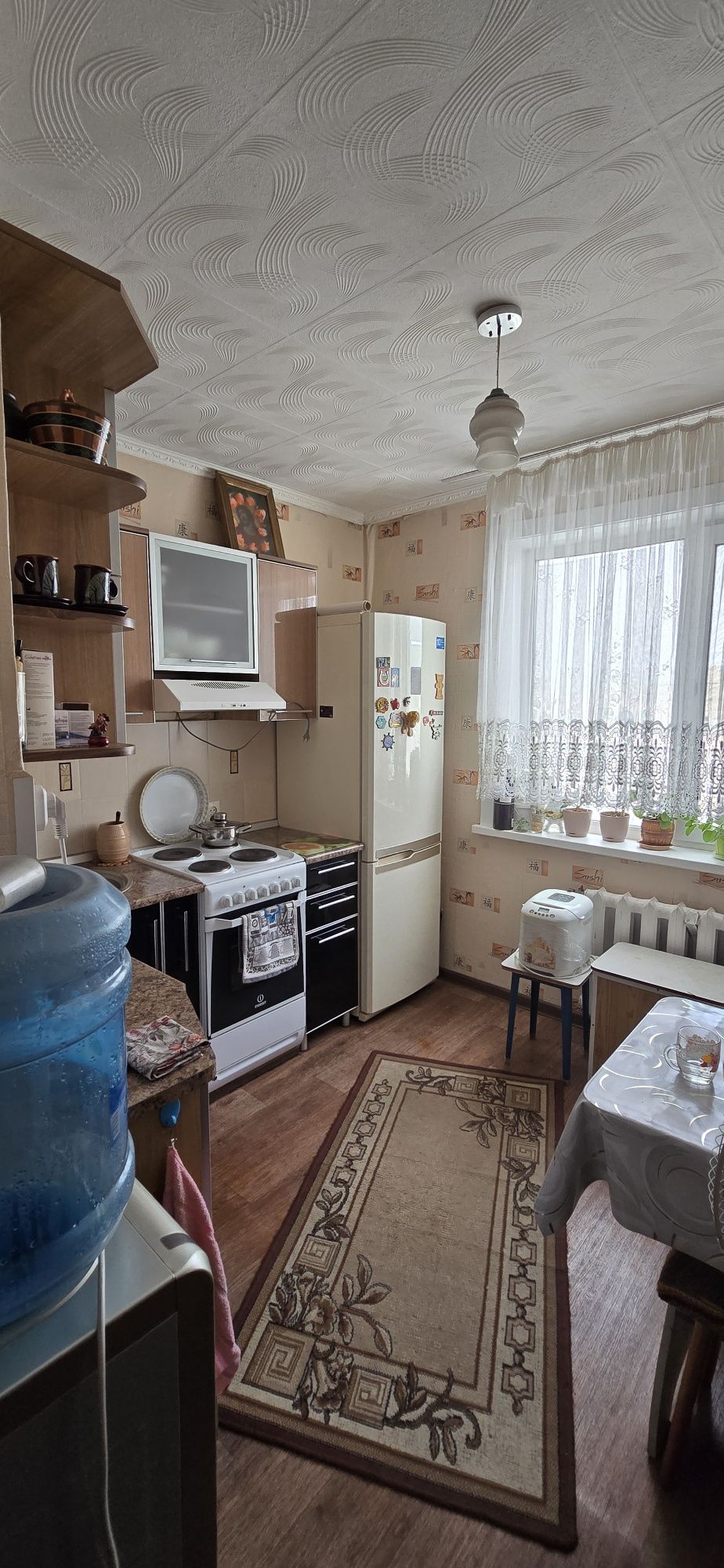 Продам 2-х комнатную квартиру по адресу Беркимбаева 90.