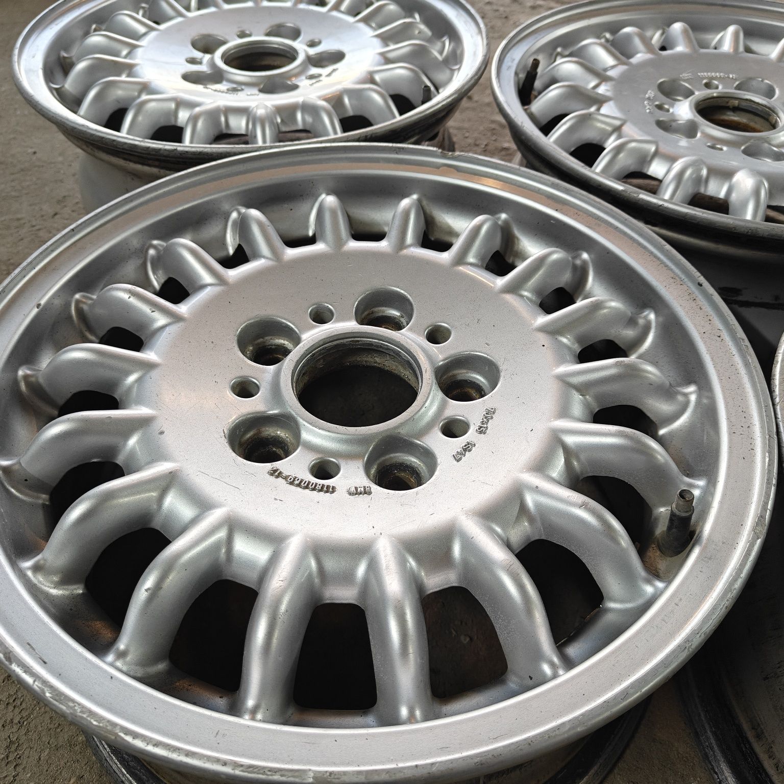 R15 PCD 5 *120 Комплект оригинальных легкосплавных дисков