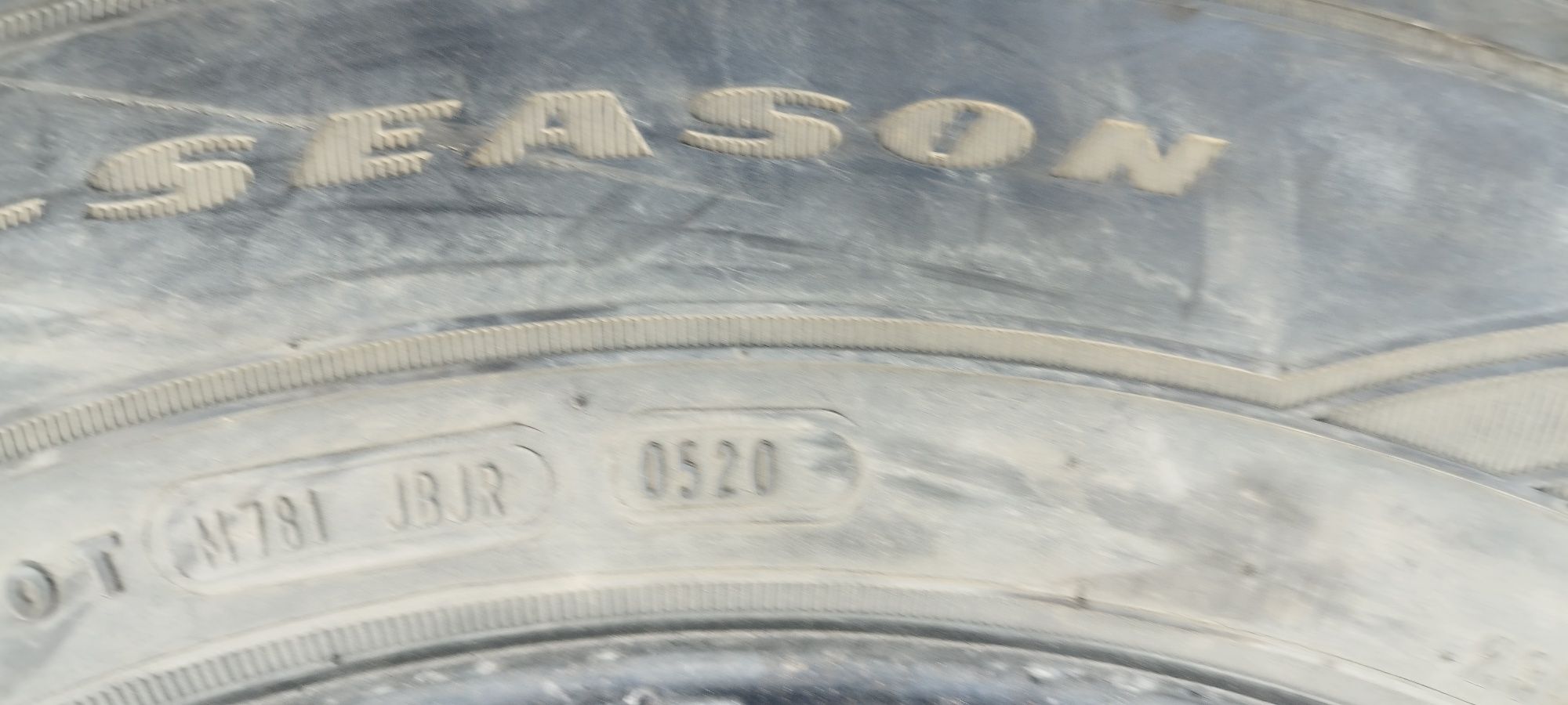 Продам 3шт летние шины 235/65/17