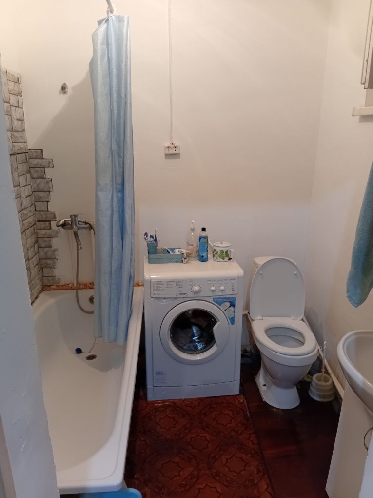 Продам 4х комнатный частный дом, с земельным участком 8 соток.