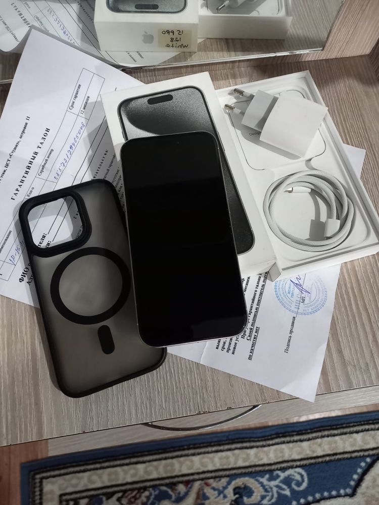Айфон 15 про продам