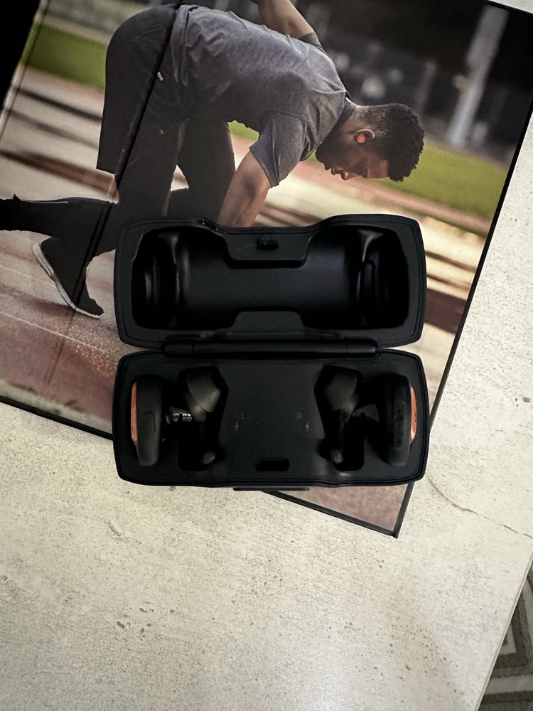 Наушники Bose SoundSport Free