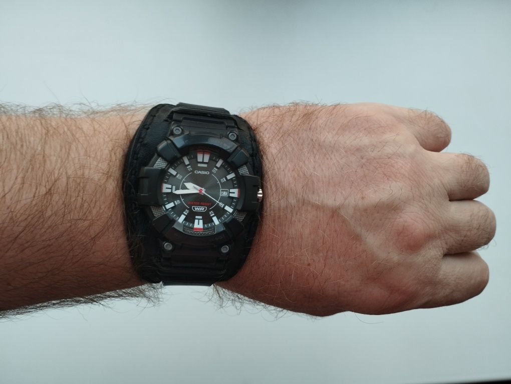 Водонепроницаемые часы Casio с батарейкой на 10 лет