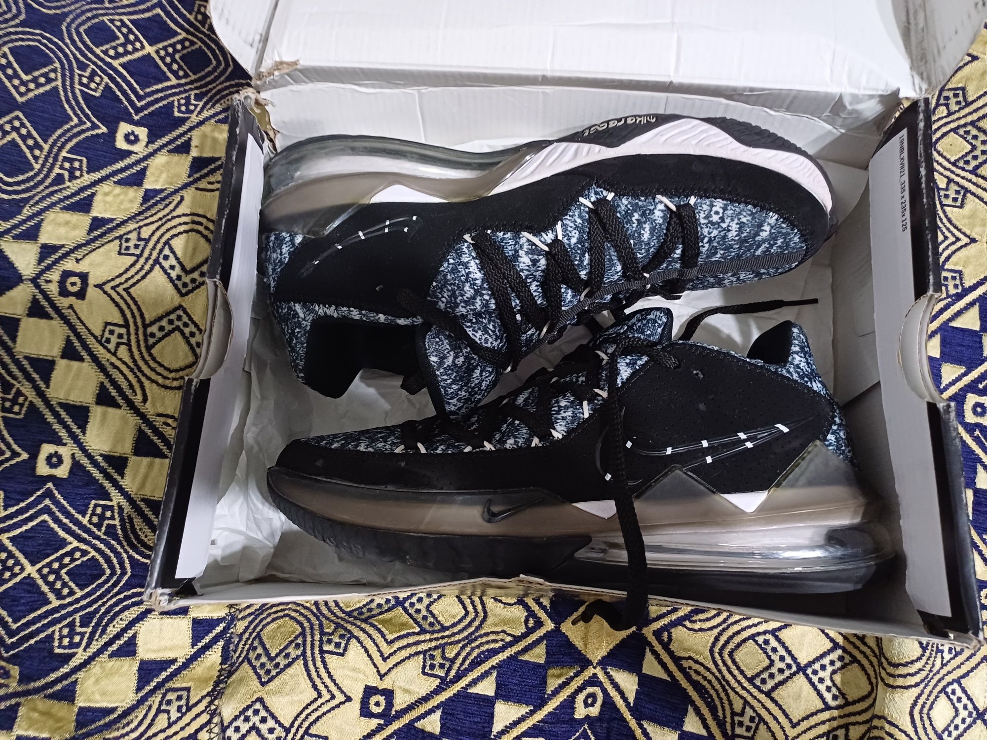 Баскетбольный кроссовки Nike  LeBron 17 Low низкие люкс премиюм