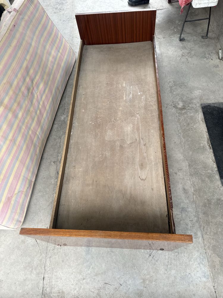 Продам кровать 180/70