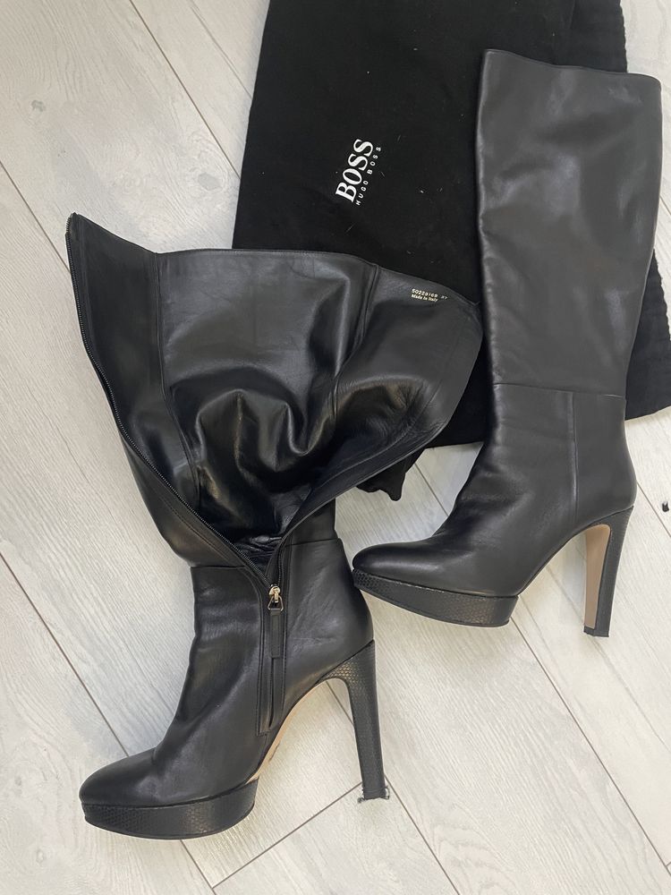 Сапоги HUGO BOSS женские осень