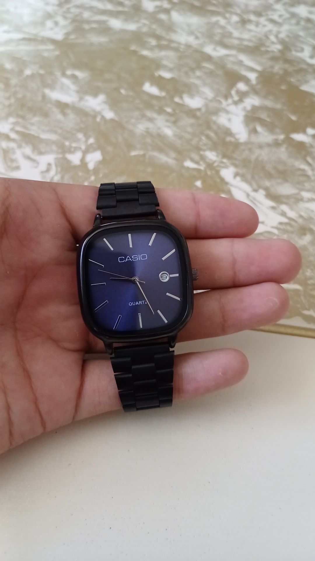 Продаю часы Casio Quartz