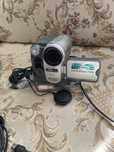 Продам Видео камеру SONY 990