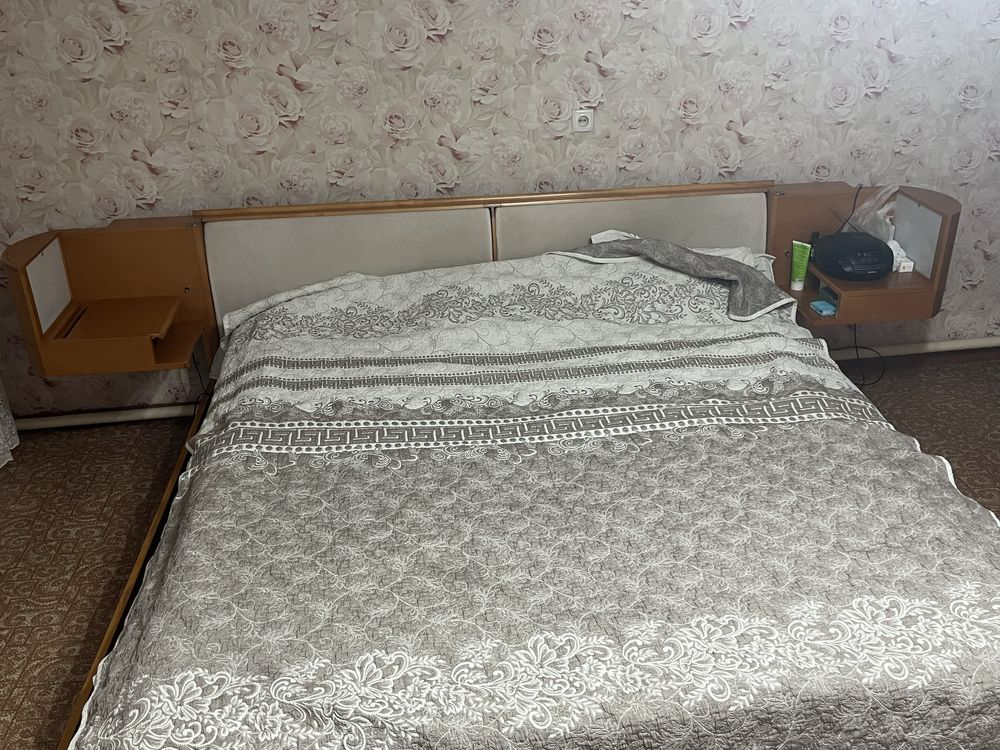 Кровать ширина 210