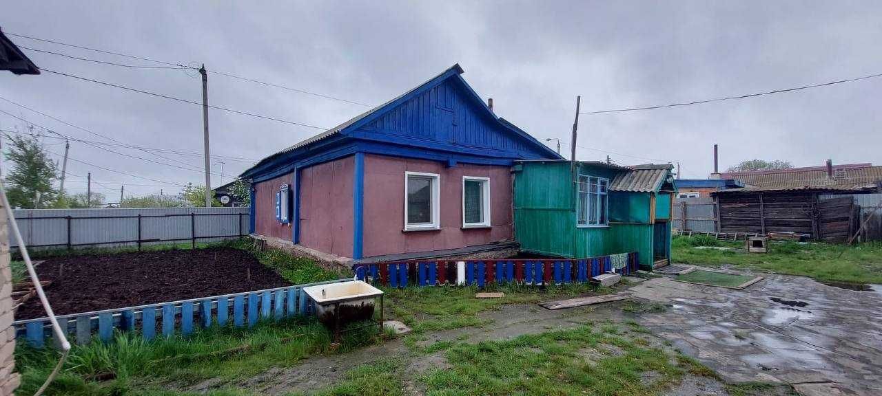 4 комнатный бревенчатый дом
