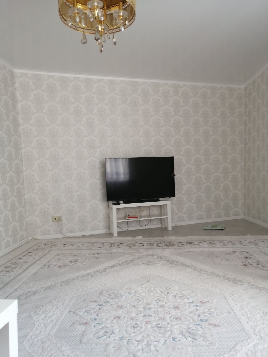 Продаю 3-х комнатную квартиру, Юго-восток.