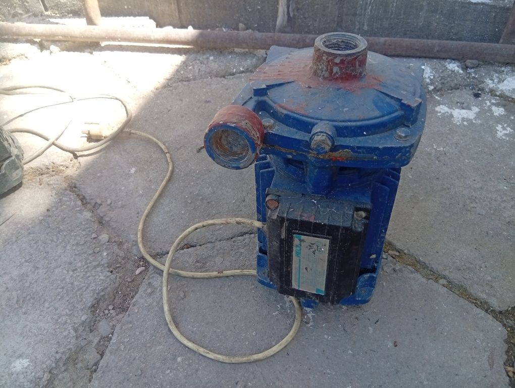 Продам 3 водяных моторов