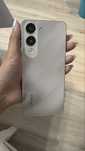 Vivo Y04 перламутрого цвета