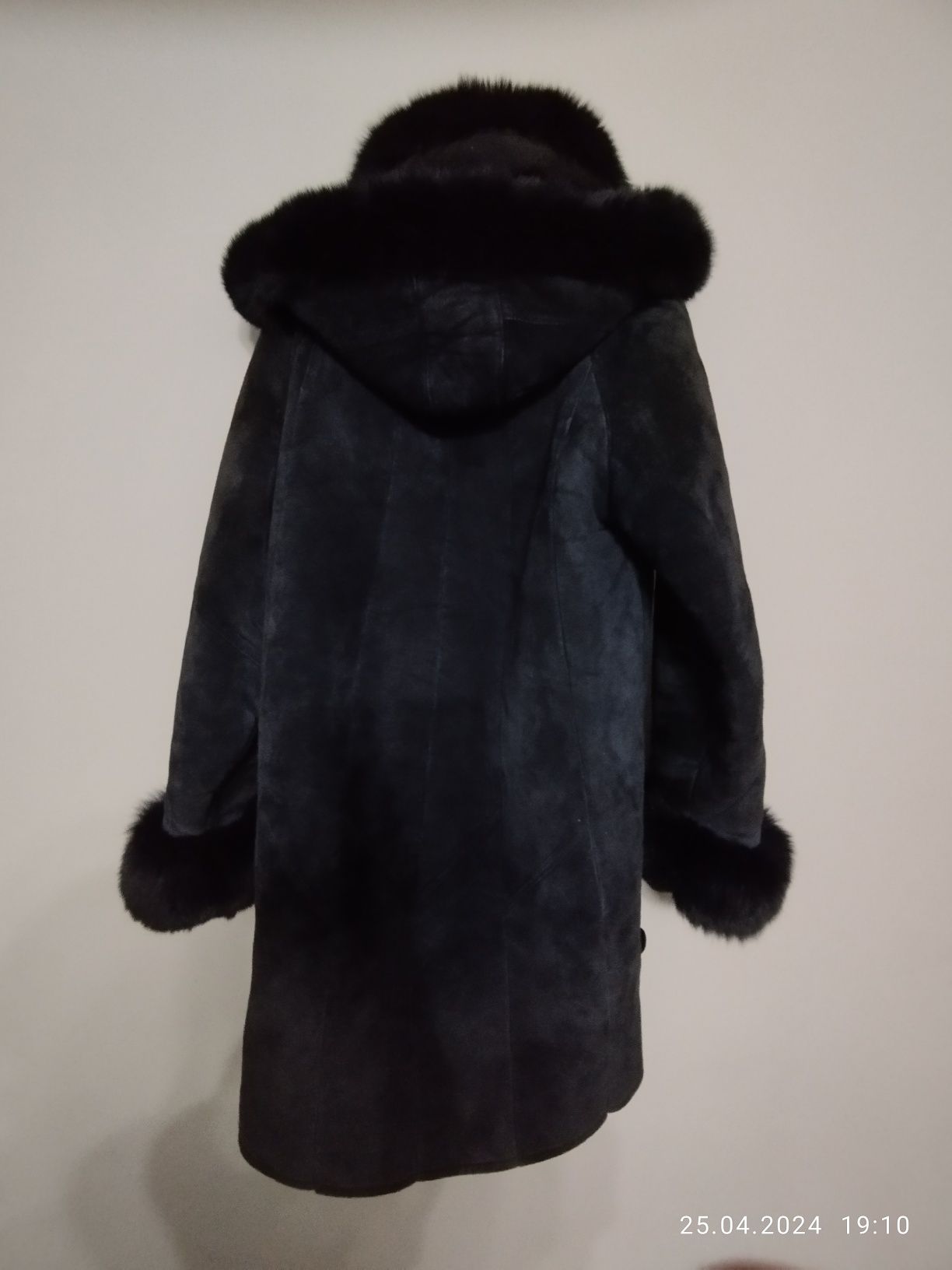 Продам дублёнки размер L, XXL