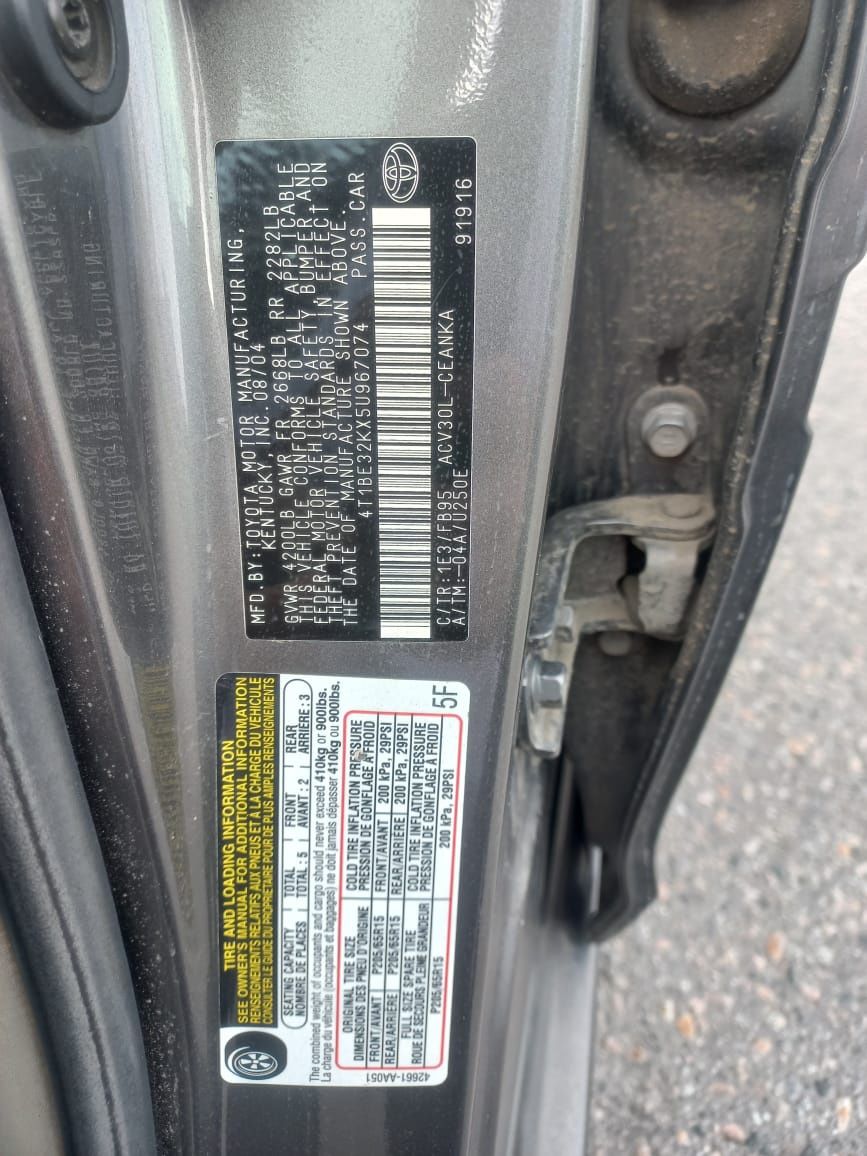 Toyota camry 35.