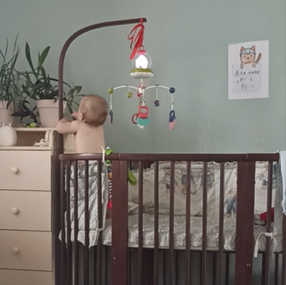 Манеж Stokke цвет темное дерево