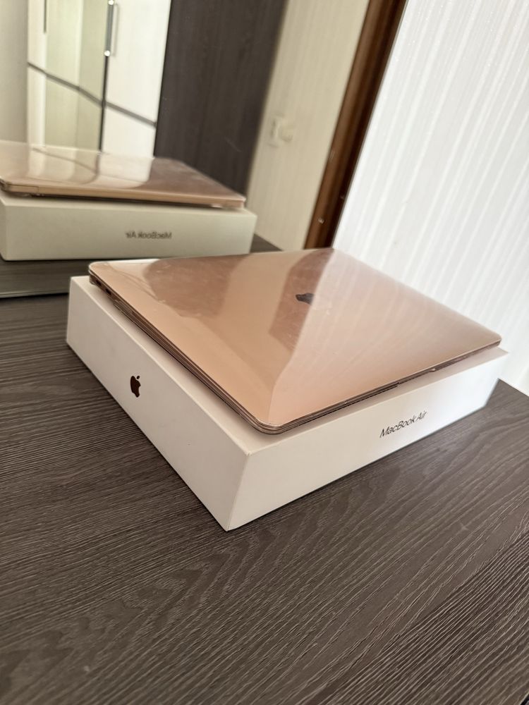 MacBook Air M1  | 256 GB | Отличное состояние