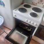 Продам электрическую плиту