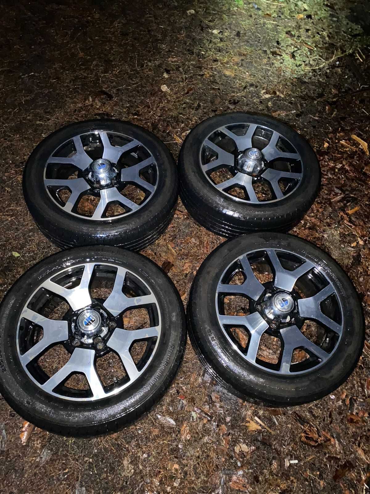 Продам титановые диски c резиной  R18