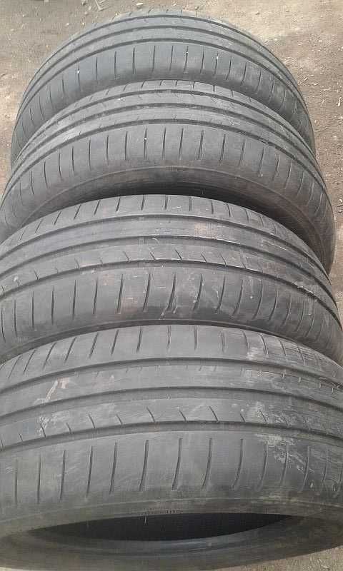 Резина 195/60 R15 - "Dunlop Sport BluResponse" (Польша), летняя.