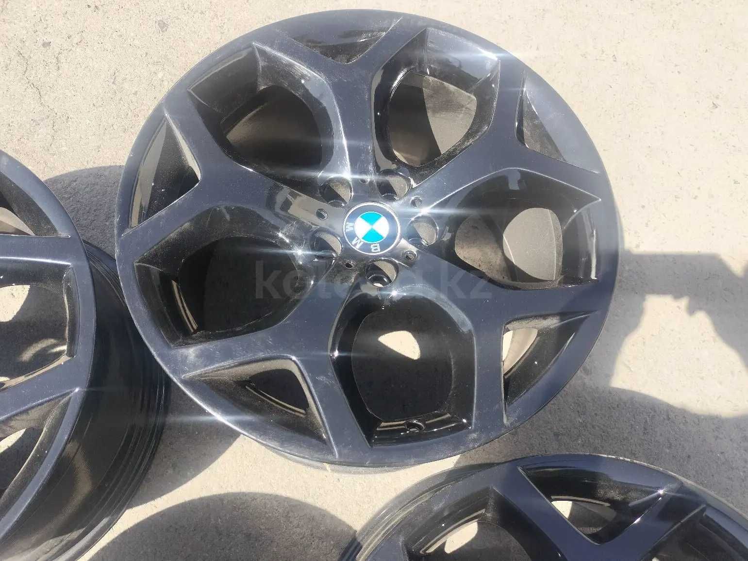 Bmw x5. x6 их Японии