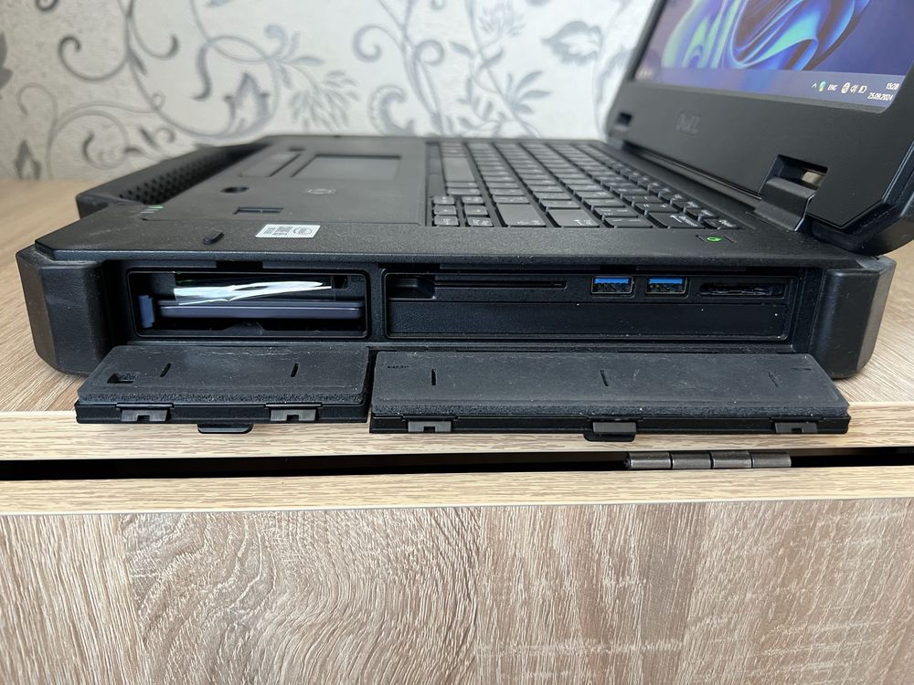 Защищенный Ноутбук DELL Letitude 7414