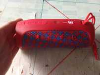 Продам колонку оригинал JBL flip4
