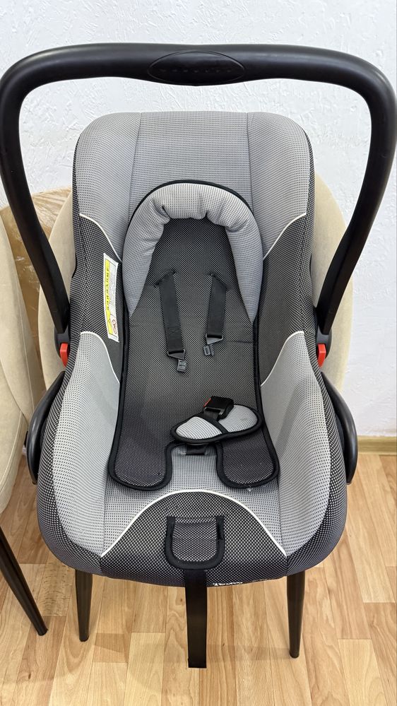 Продам автолюльку от0-13кг