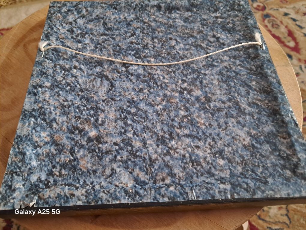Картина из Якутского золота.