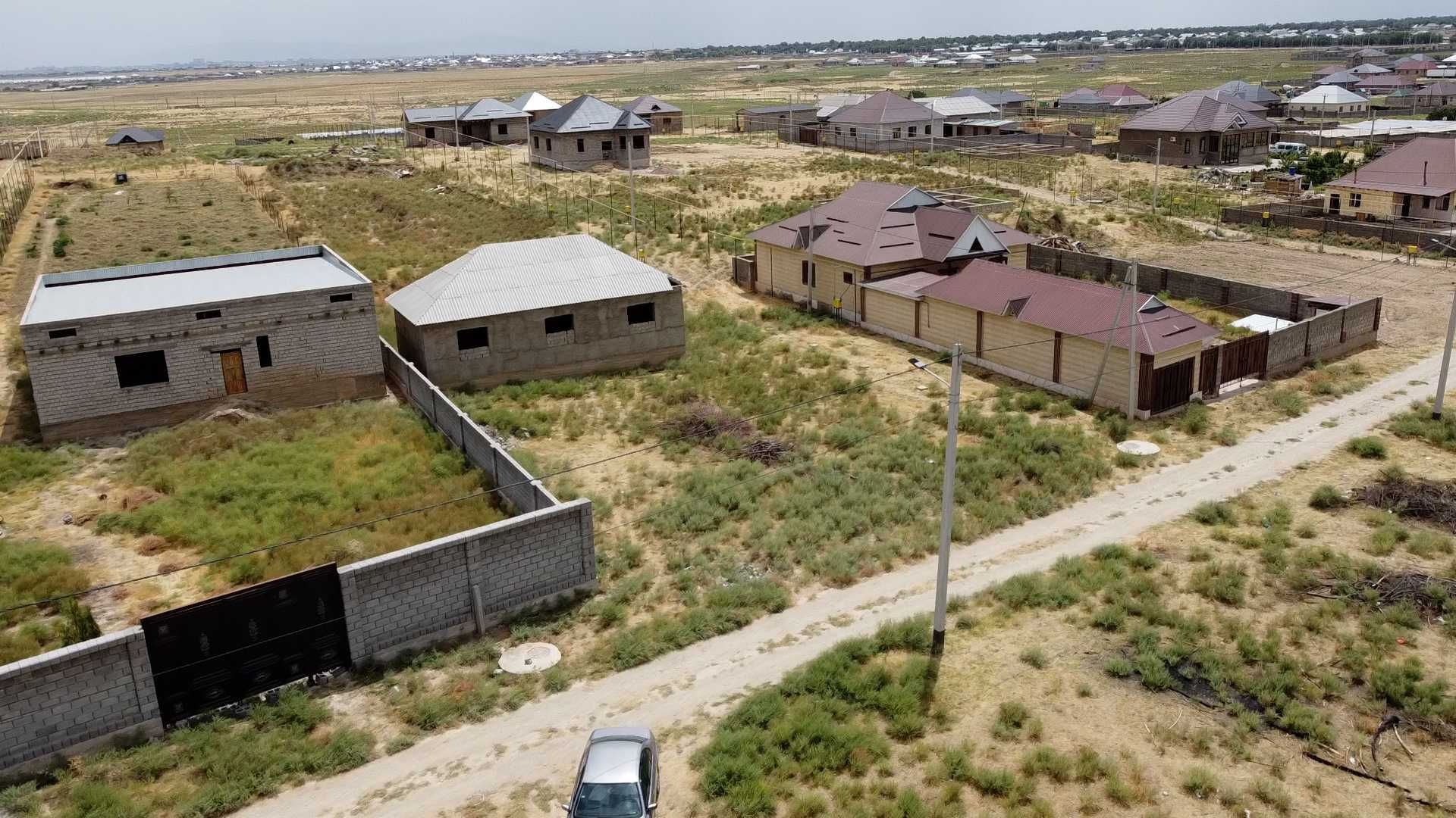 мкр Қайнарбұлақ, Участок бітпеген үйімен, Мырза көшесі