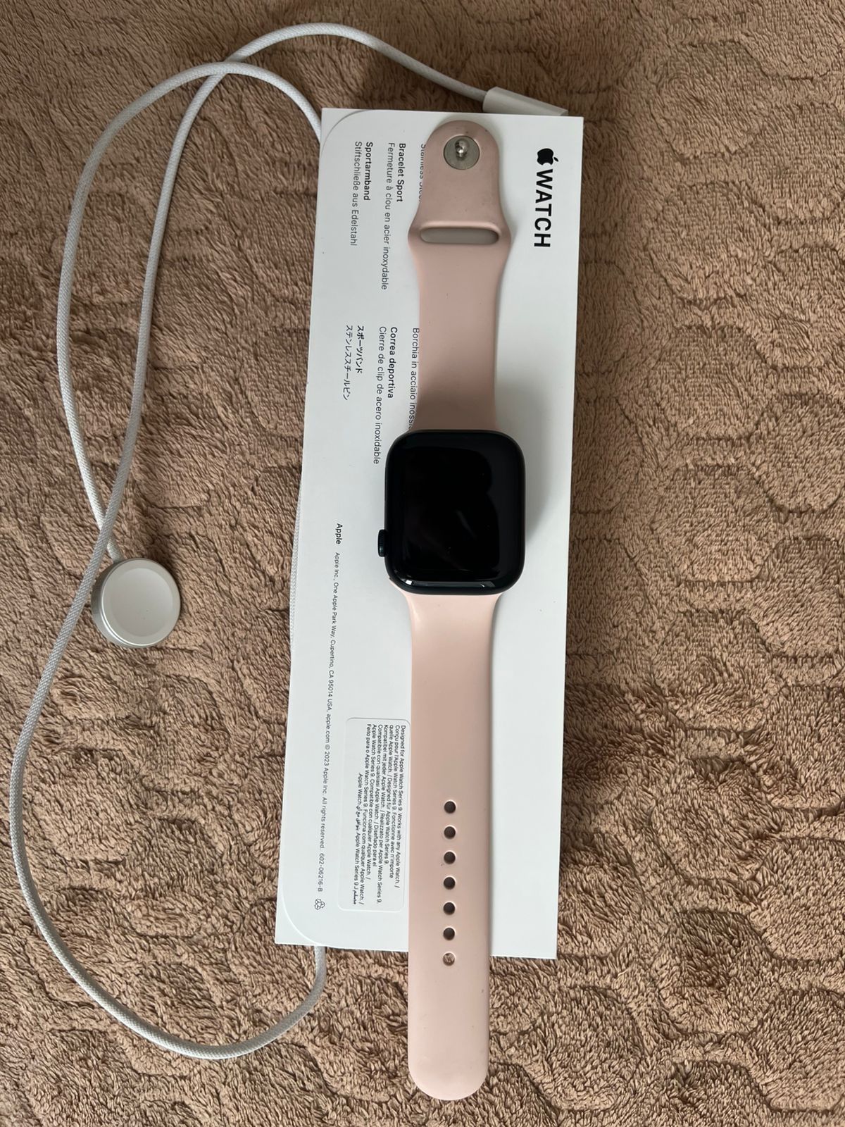 Продам Apple Watch 9 series 45mm
Состояние отличное, почти не пользова