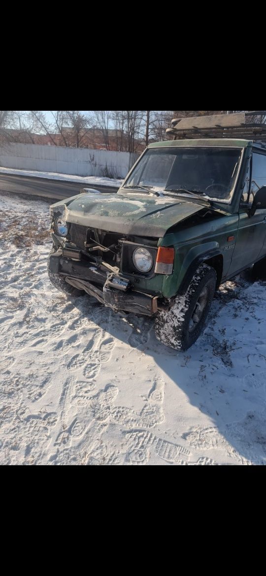 Mitsubishi Pajero 1990